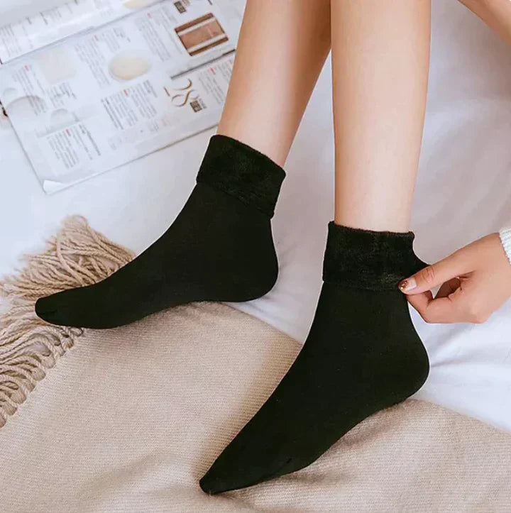 WarmSocks™ - גרבי חורף מבד קטיפה